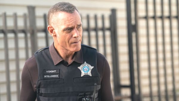 Actor Jason Beghe as Hank Voight in Chicago PD season 13 episode 7. (Photo Credit: Courtesy of NBC.)