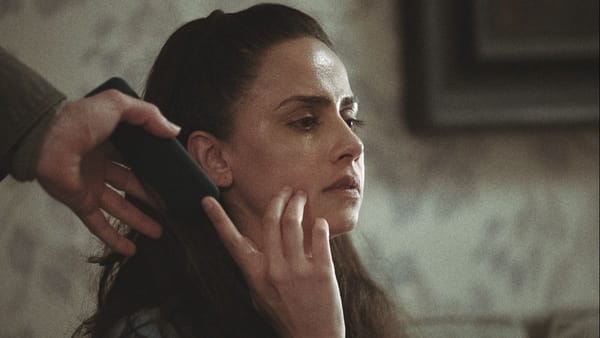 Actor Nishi Munshi as Tracy McLusky in Mayor of Kingstown season 4 episode 8. (Photo Credit: Courtesy of Paramount+.)