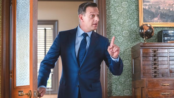 Actor Josh Charles as Dr. Martin Best in Best Medicine season 1 episode 2. (Photo Credit: Courtesy of FOX.)